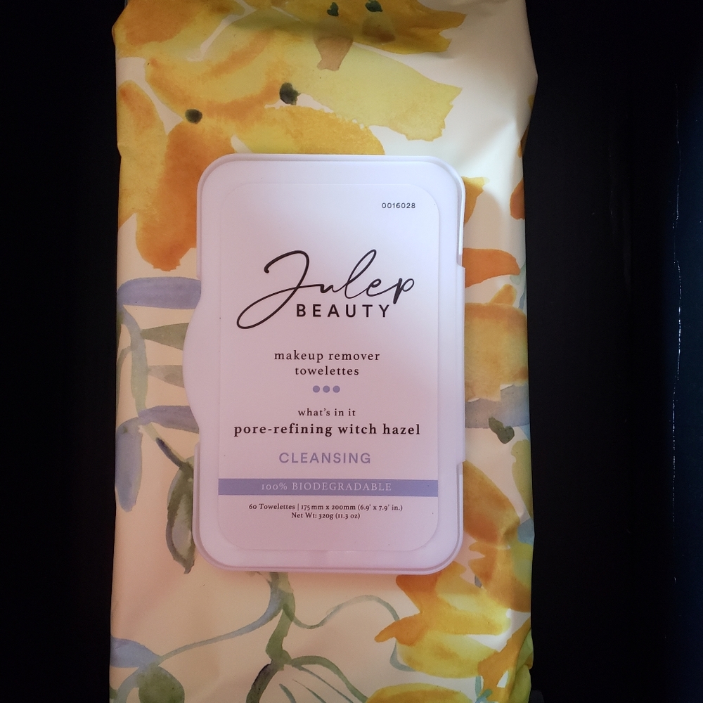 Julep beauty makeup remover towelettes